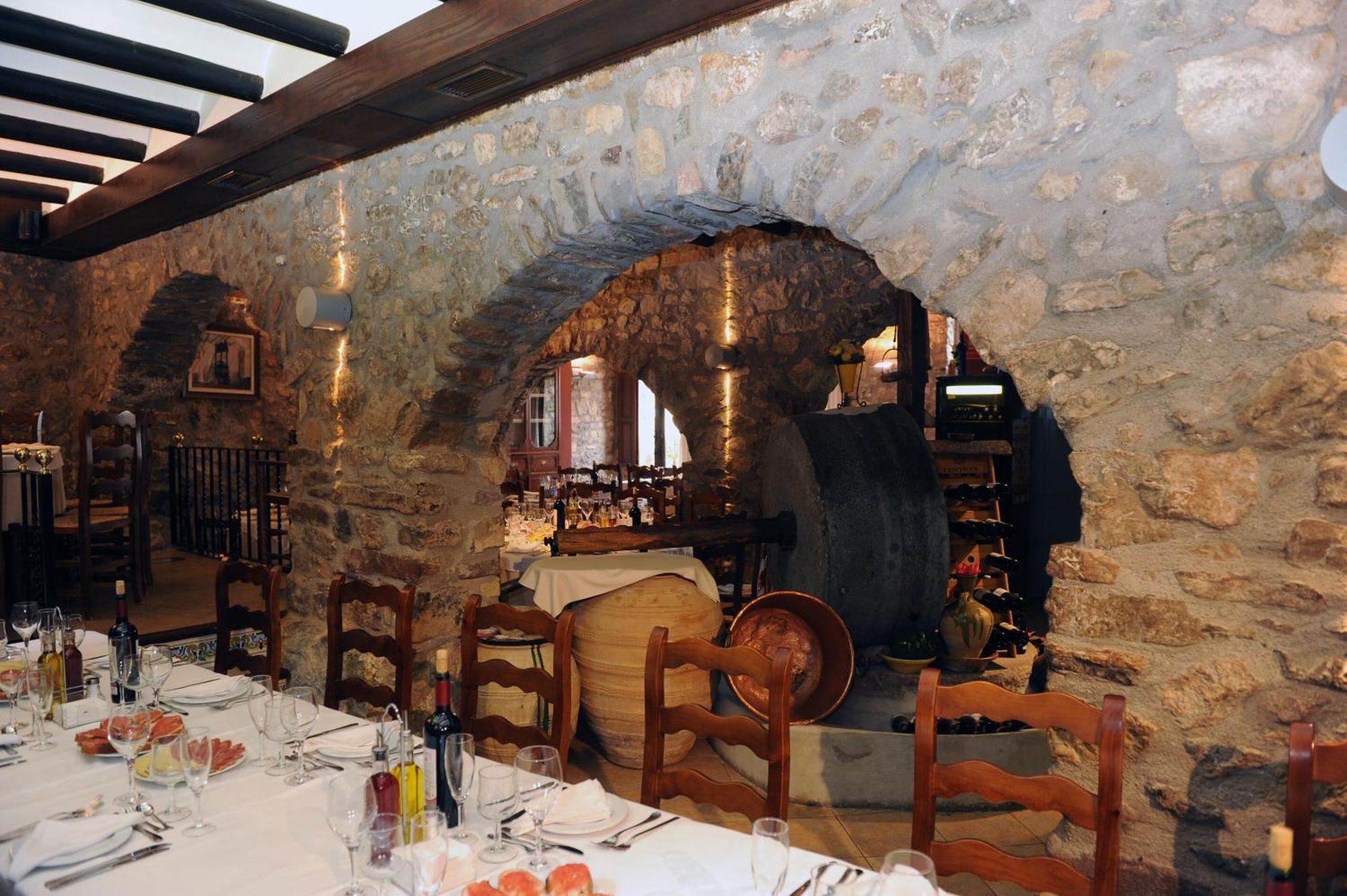 Hotel Restaurant Verdia Sueras Экстерьер фото